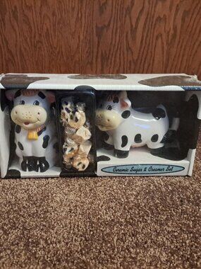 NIB Vintage Houston Harvest Ceramic Cow Sugar Bowl & Creamer Set Black White